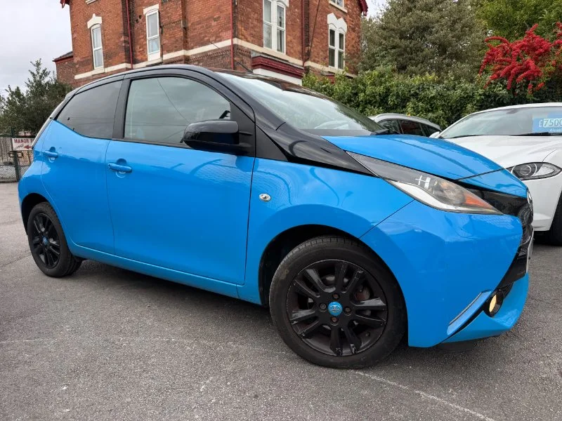 2016 Toyota Aygo 1.0 VVT-i x-cite Hatchback 5dr Petrol x-shift Euro 6 (68 ps)