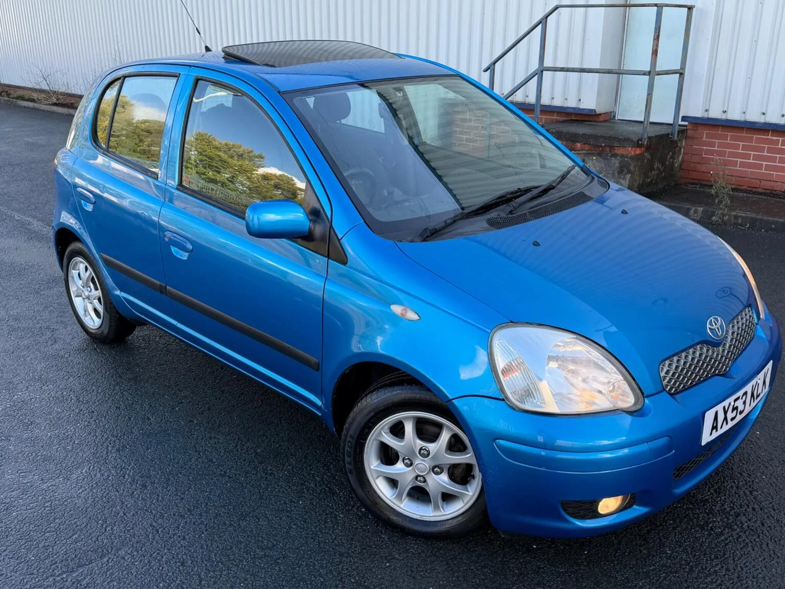 2004 Toyota Yaris 1.3 VVT-i T Spirit 5dr