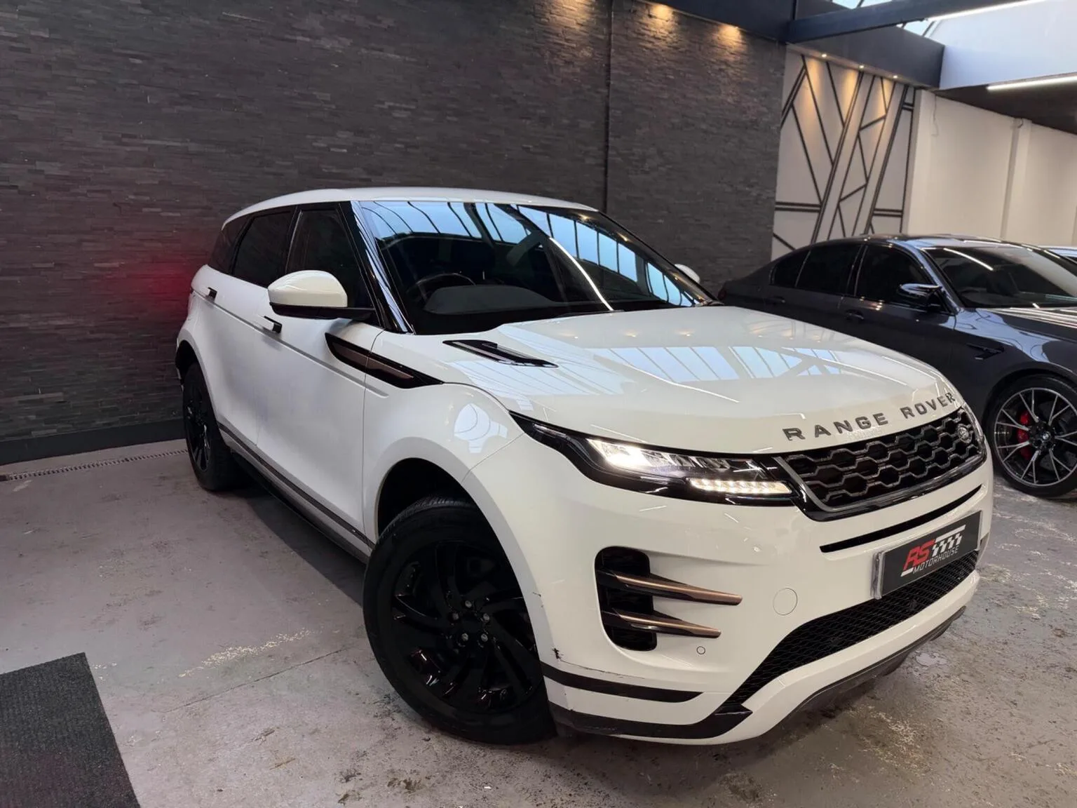 2019 Land Rover Range Rover Evoque 2.0 D180 R-Dynamic S Auto 4WD Euro 6 (s/s) 5dr