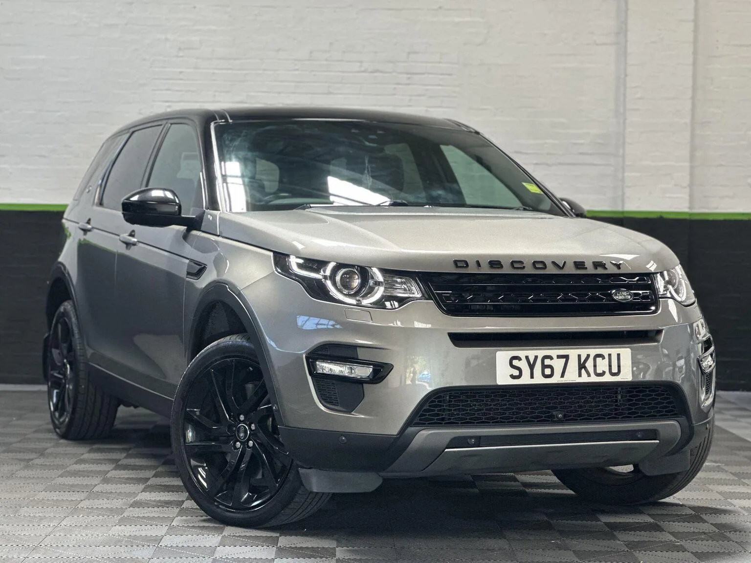 2017 Land Rover Discovery Sport 2.0 SD4 HSE Black Auto 4WD Euro 6 (s/s) 5dr