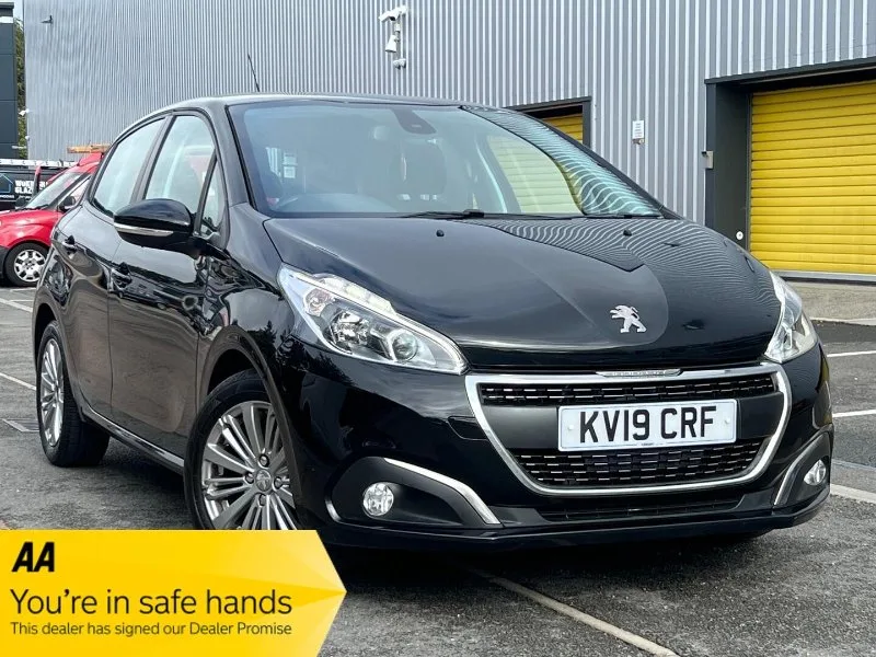 2019 Peugeot 208 1.2 PureTech Signature Euro 6 (s/s) 5dr