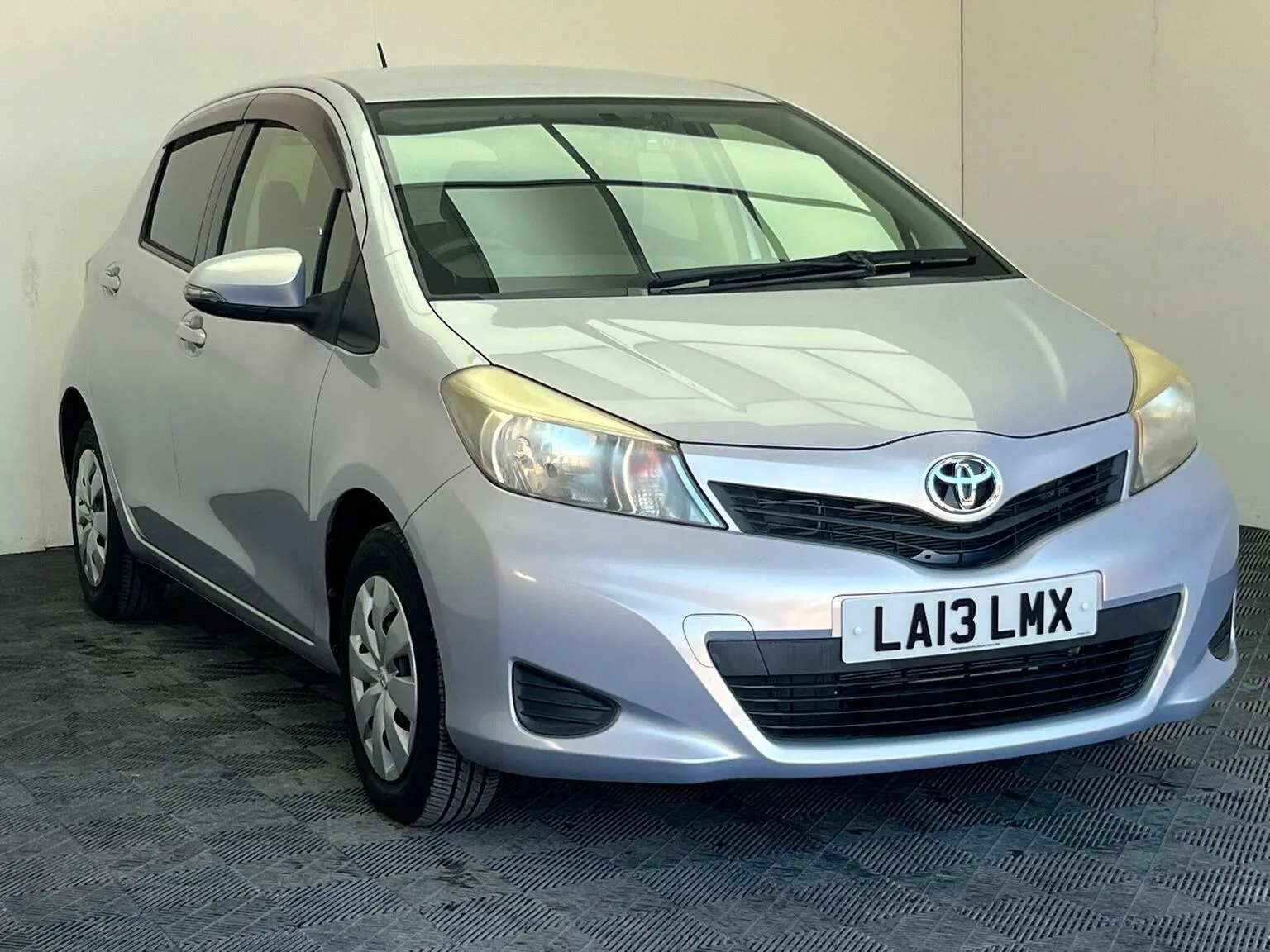 2013 Toyota Yaris 1.33 Dual VVT-i SR Multidrive S Euro 5 5dr