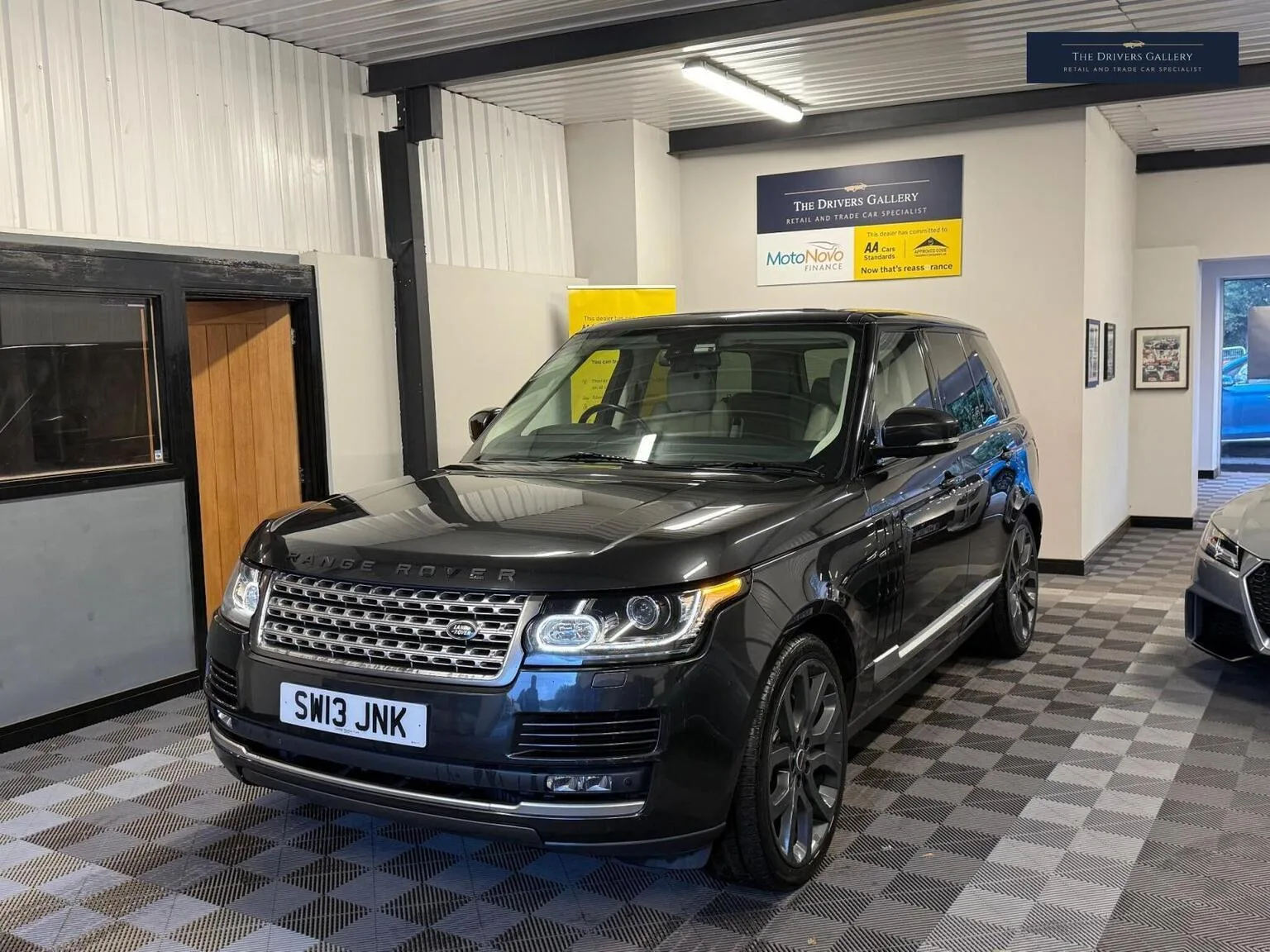 2013 Land Rover Range Rover 4.4 SD V8 Vogue Auto 4WD Euro 5 5dr