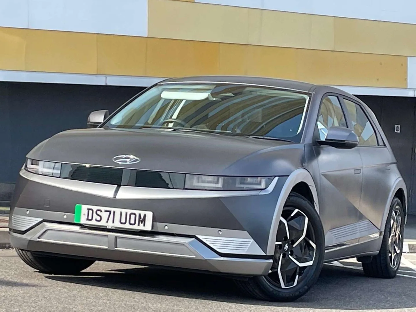 2022 Hyundai IONIQ 5 58kWh Premium Hatchback 5dr Electric Auto (170 ps)
