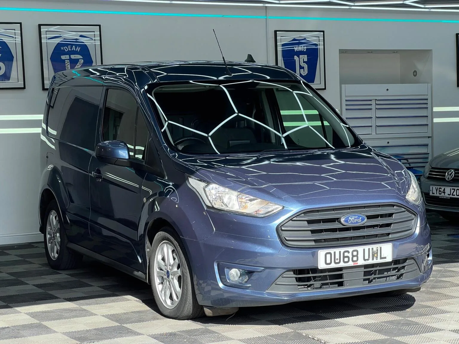 2018 Ford Transit Connect 1.5 200 EcoBlue Limited Auto L1 Euro 6 (s/s) 5dr