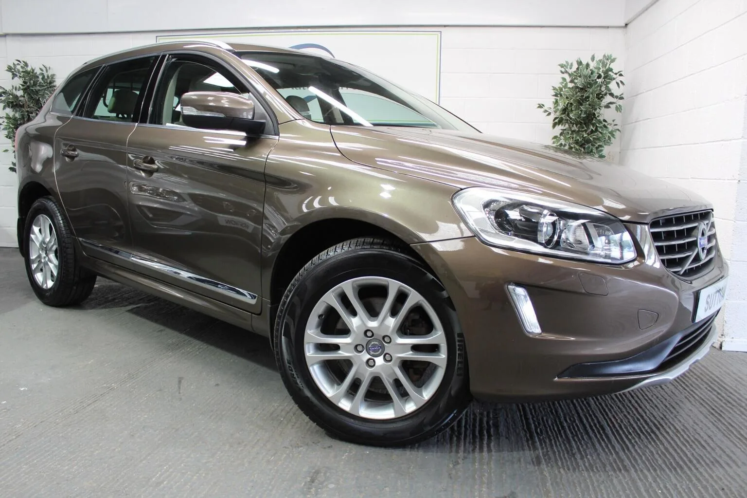 2014 Volvo Xc60 2.4 D5 SE Lux Nav AWD Euro 5 (s/s) 5dr