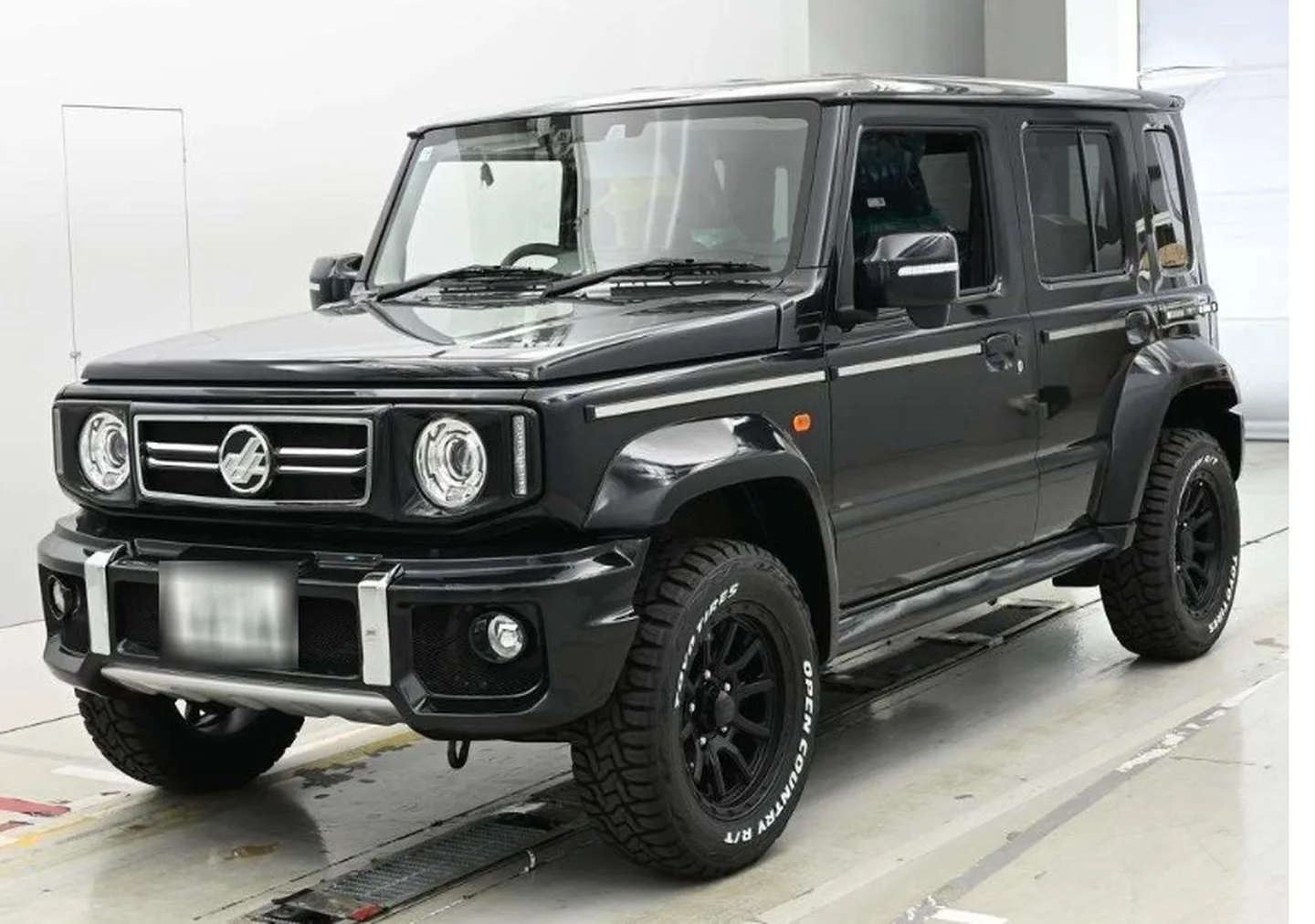 2026 Suzuki Jimny Nomade 1.5 FC Auto Blueish Black Pearl DAMD Little G New Delivery Mileage