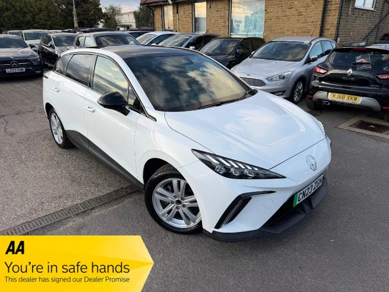 2023 MG MG4 64kWh Trophy Long Range Hatchback 5dr Electric Auto (203 ps)