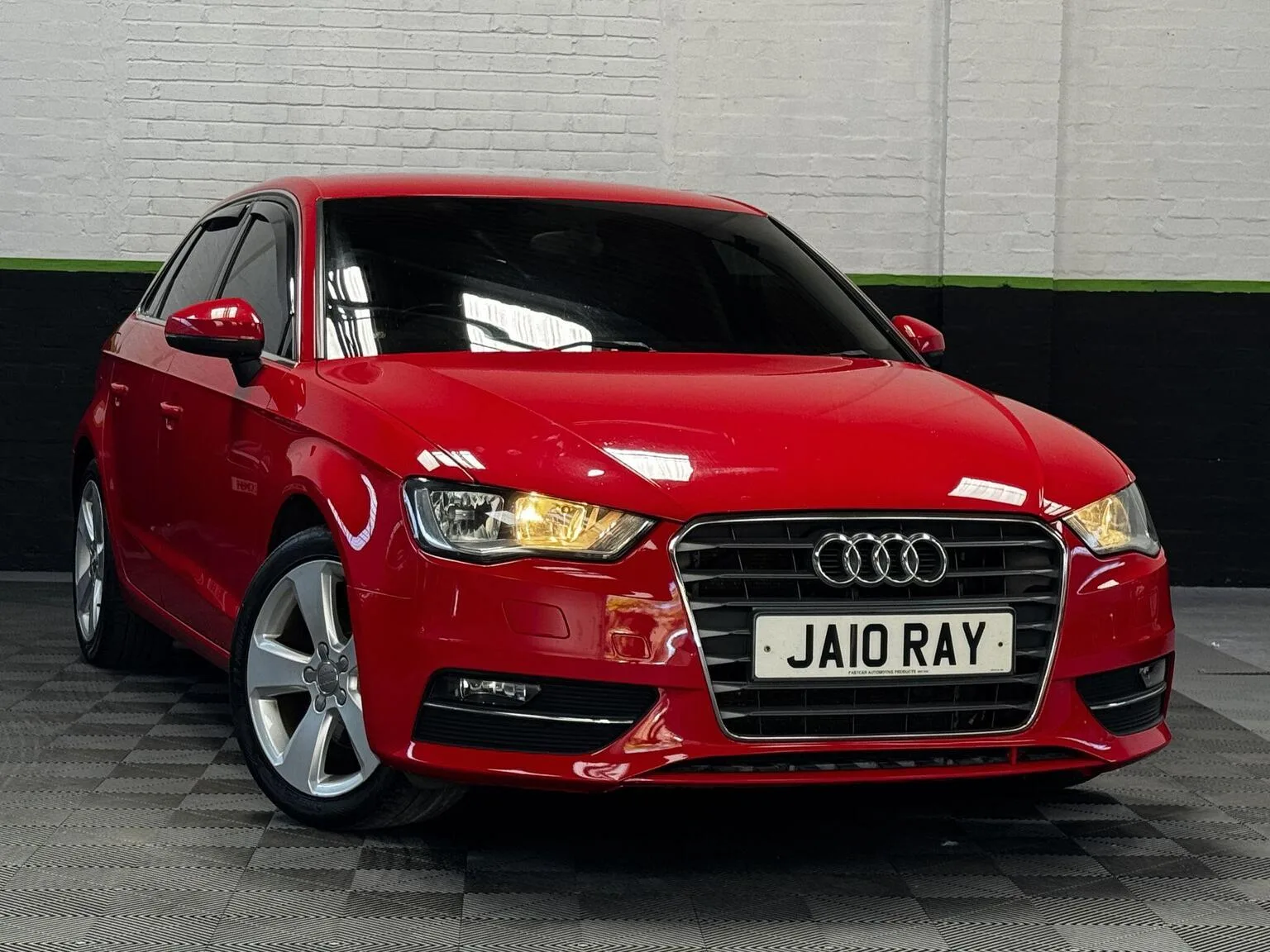 2013 Audi A3 1.6 TDI Sport Sportback Euro 5 (s/s) 5dr