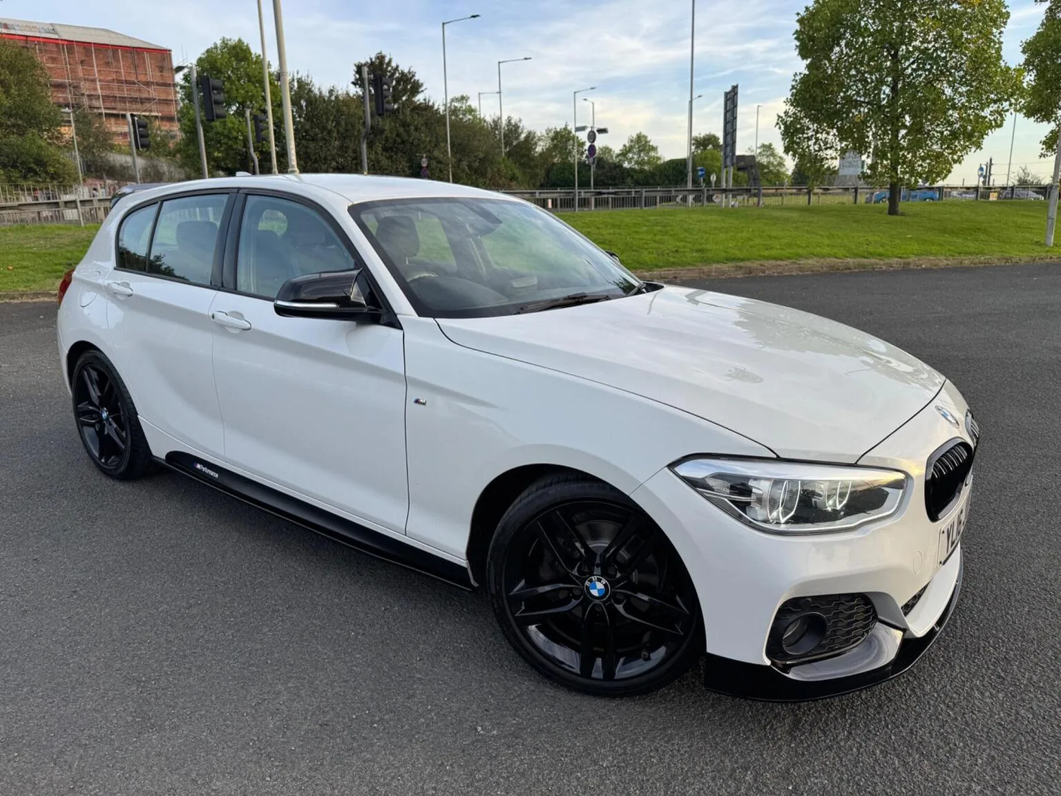 2016 BMW 1 Series 2.0 120d M Sport Auto Euro 6 (s/s) 5dr