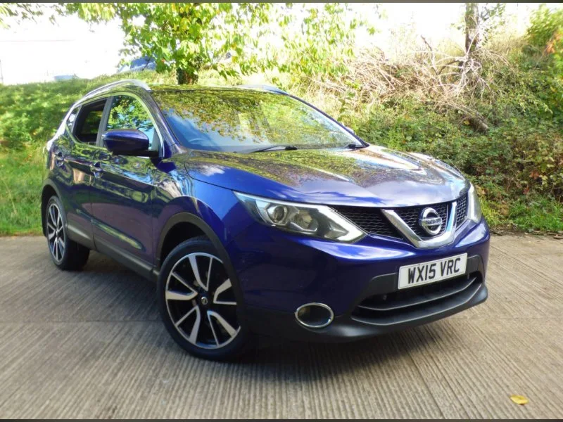 2015 Nissan Qashqai 1.6 dCi Tekna XTRON 2WD Euro 5 (s/s) 5dr