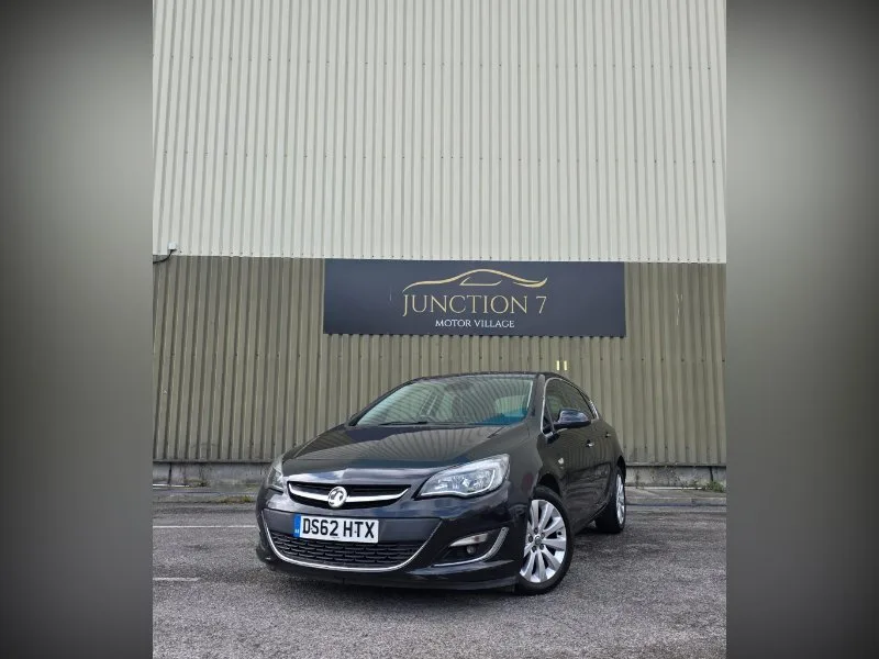 2013 Vauxhall Astra 1.6 16v SE Auto Euro 5 5dr