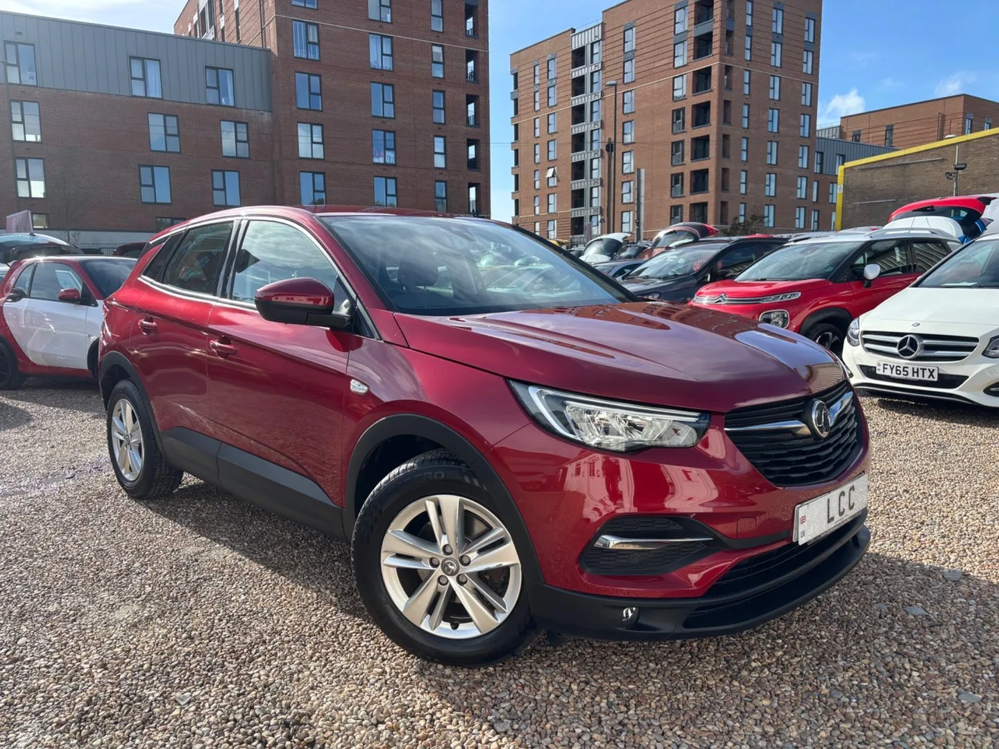 2020 Vauxhall Grandland X SE.. 4 SERVICES .. 1 PREVIOUS KEEPER.. STUNNING EXAMPLE