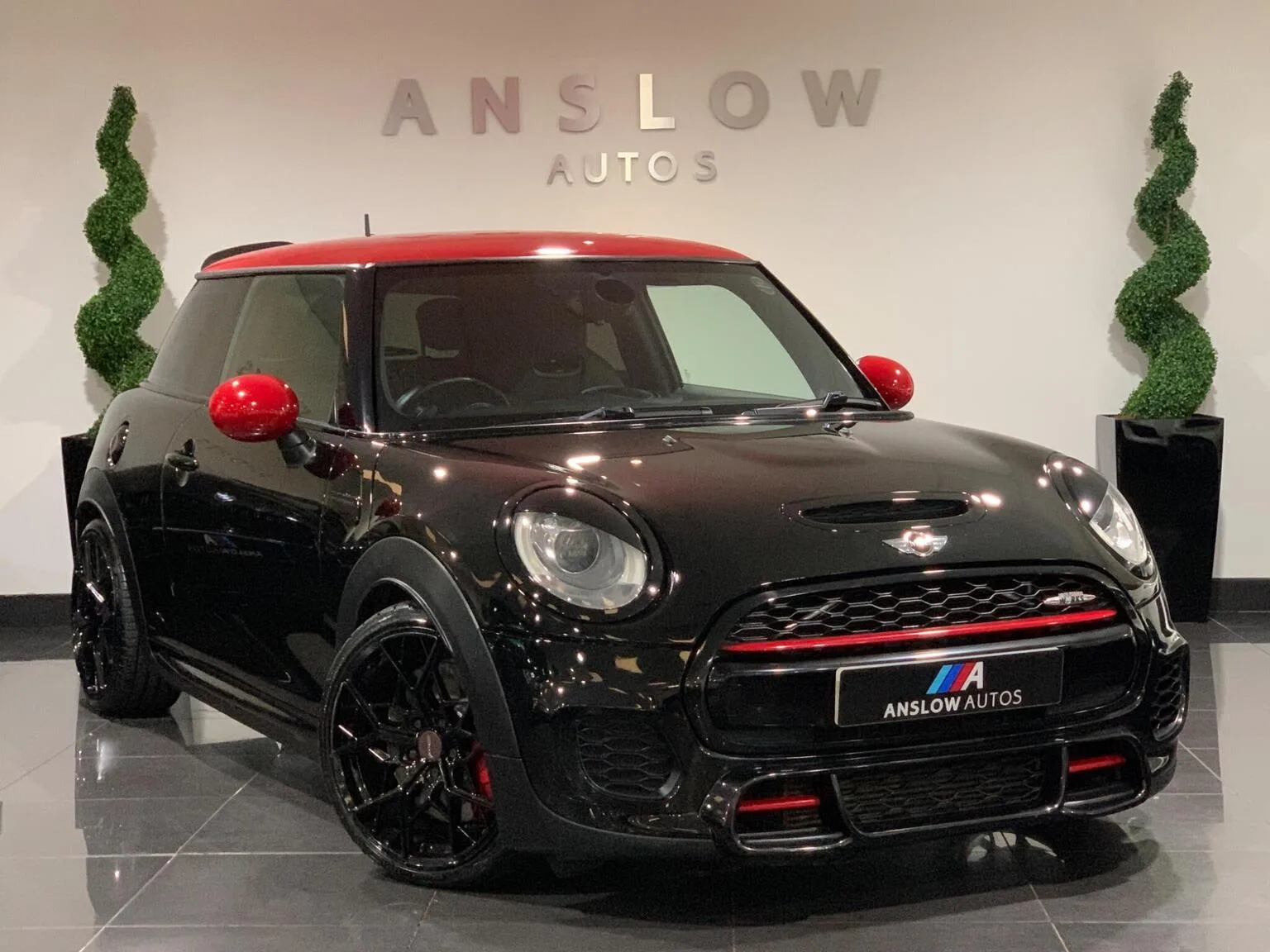 2015 MINI Hatch 2.0 John Cooper Works Auto Euro 6 (s/s) 3dr