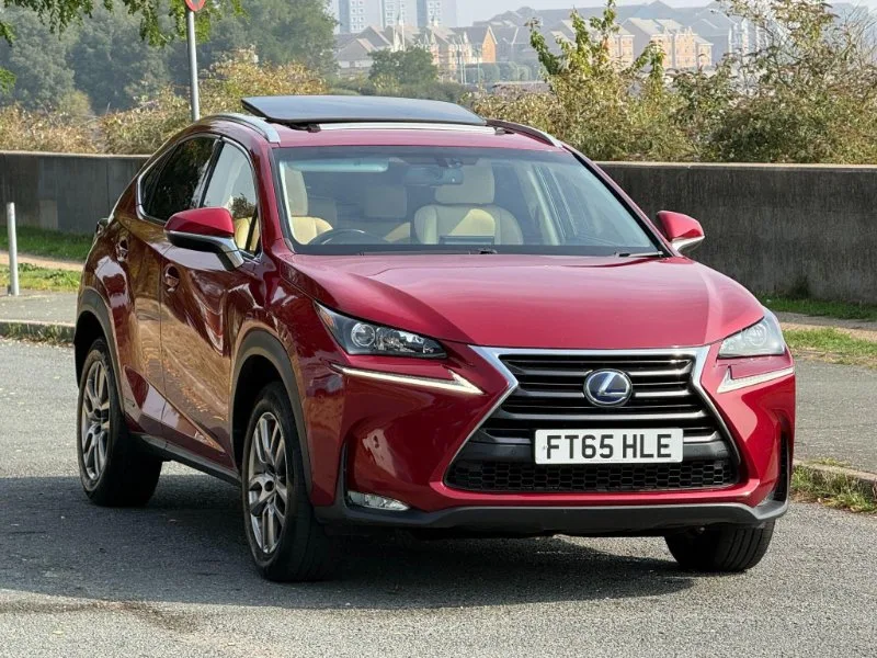 2016 Lexus NX 2.5 300h Luxury SUV 5dr Petrol Hybrid E-CVT 4WD Euro 6 (s/s) (197 ps)