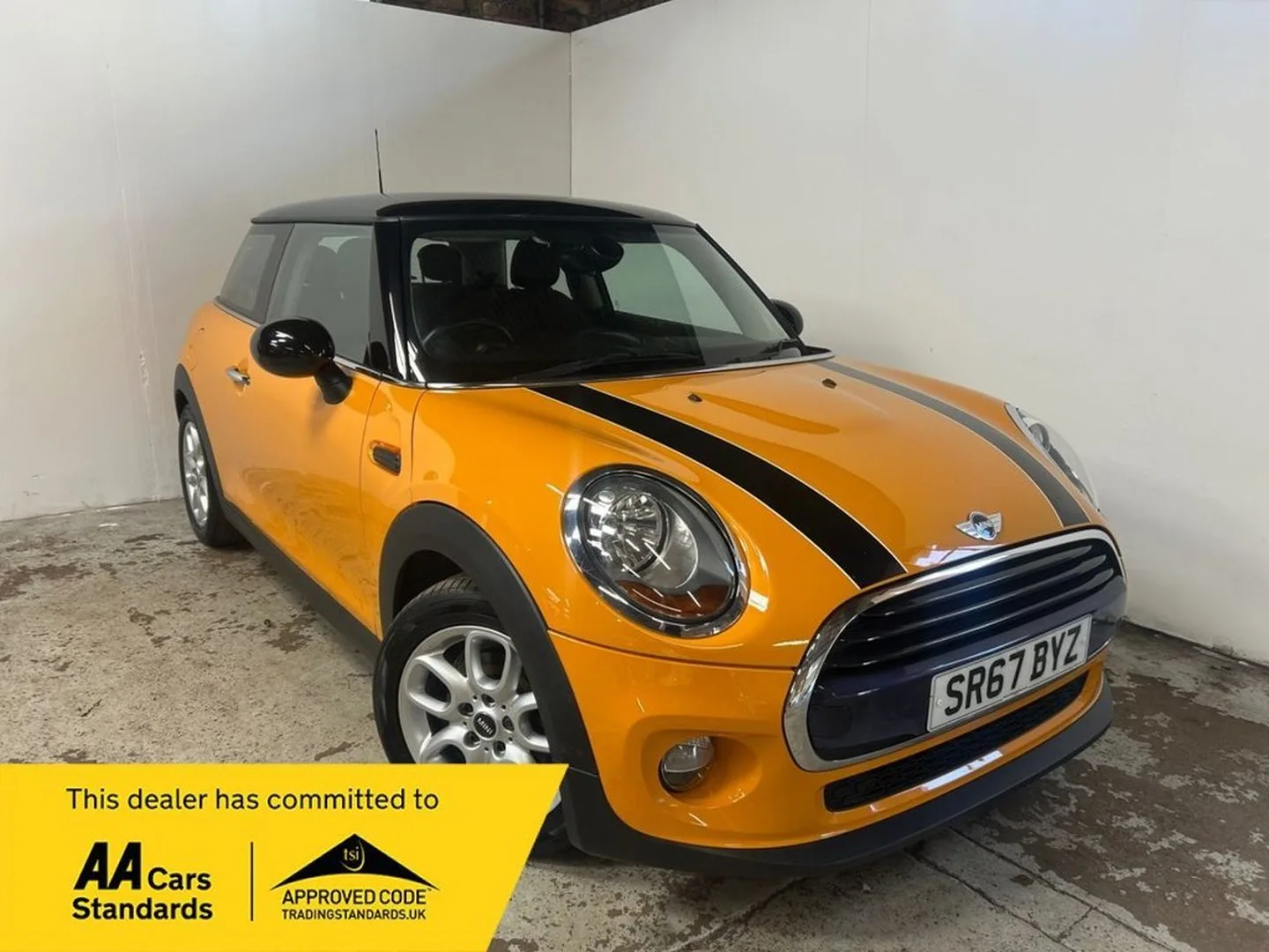 2017 MINI Hatch COOPER