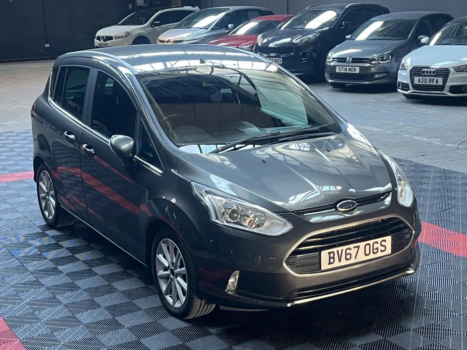 2017 Ford B-Max 1.0 T EcoBoost Titanium Navigator