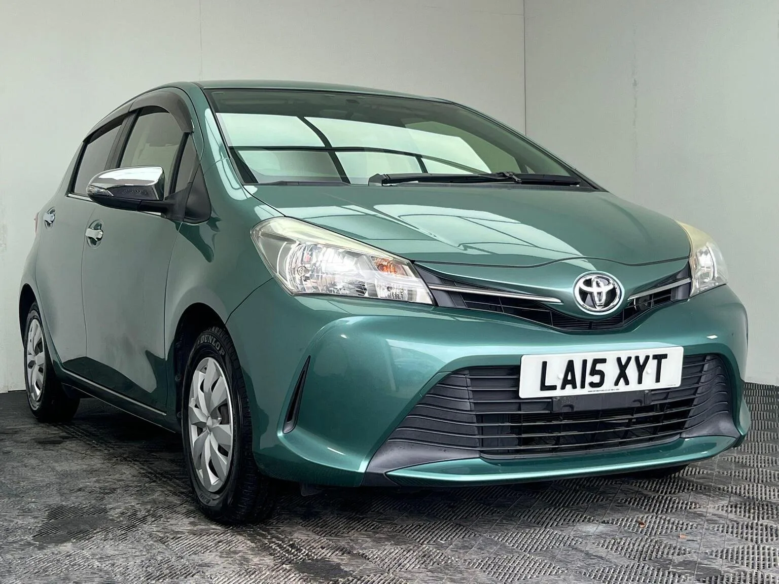 2015 Toyota Yaris 1.33 Dual VVT-i Icon Multidrive S Euro 6 5dr
