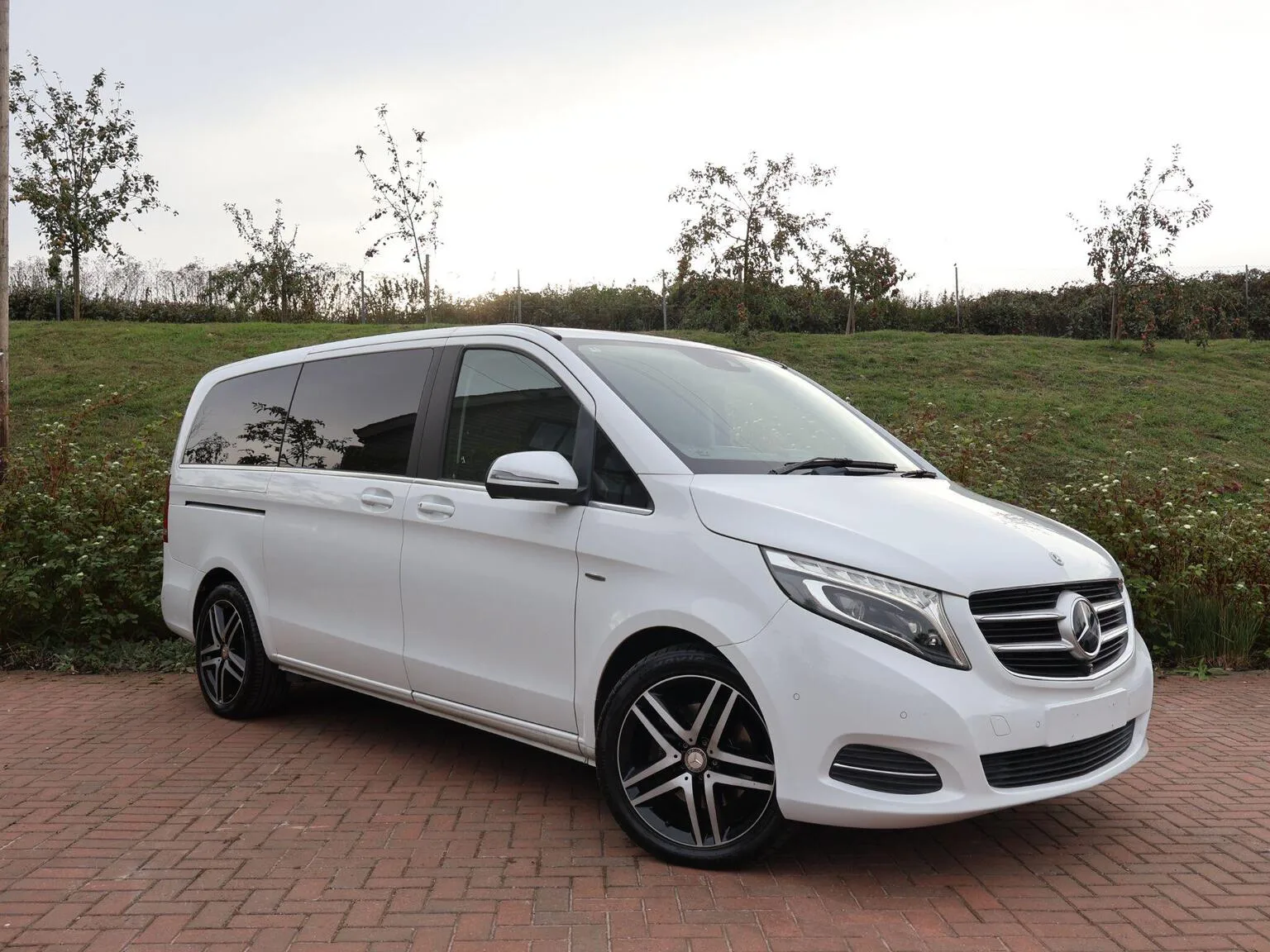 2018 Mercedes-Benz V Class 2.2 V220d Sport G-Tronic+ Euro 6 (s/s) 5dr 8 Seat LWB