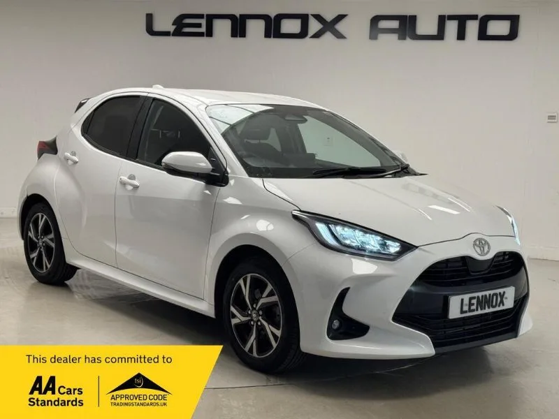 2024 Toyota Yaris 1.5 VVT-h Design E-CVT Euro 6 (s/s) 5dr
