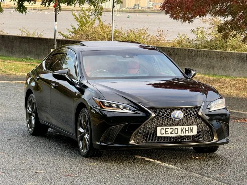 2020 Lexus ES 2.5 300h F Sport Saloon 4dr Petrol Hybrid E-CVT Euro 6 (s/s) (218 ps)