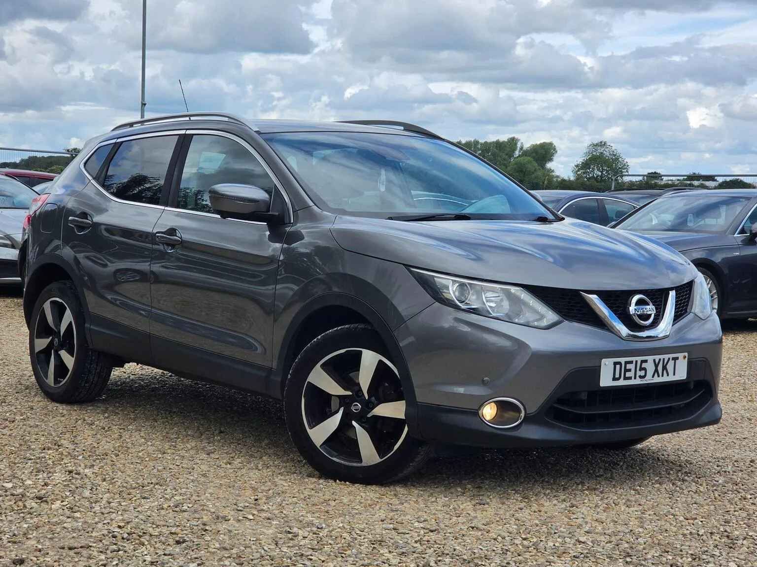 2015 Nissan Qashqai 1.5 dCi n-tec+ 2WD Euro 5 (s/s) 5dr