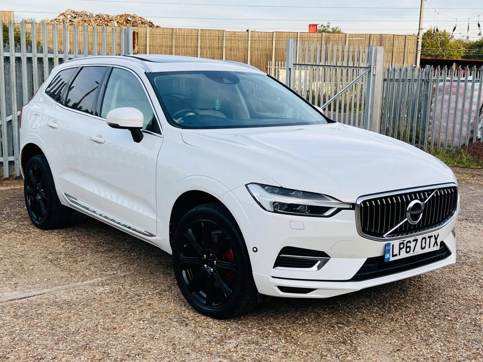2018 Volvo Xc60 2.0h T8 Twin Engine 10.4kWh Inscription Pro Auto AWD Euro 6 (s/s) 5dr