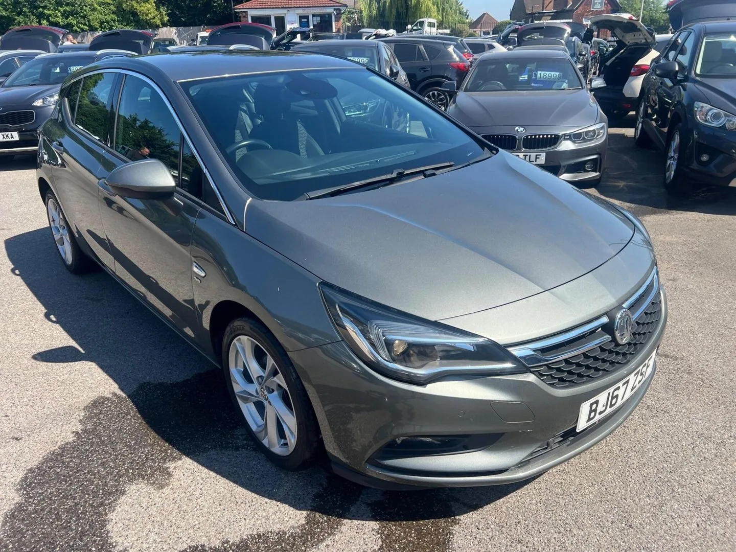 2017 Vauxhall Astra 1.4i Turbo SRi Nav Auto Euro 6 (s/s) 5dr