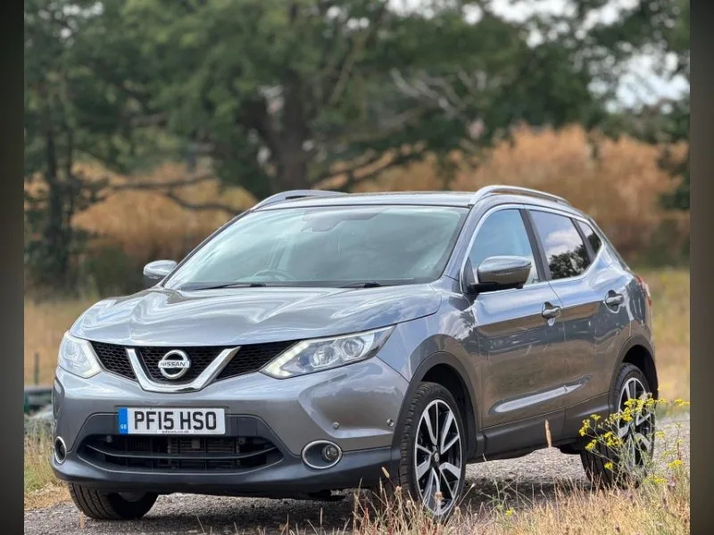 2015 Nissan Qashqai 1.2 DIG-T Tekna XTRON 2WD Euro 6 (s/s) 5dr