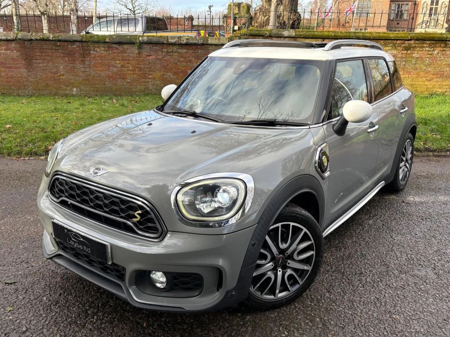 2017 Mini Countryman 1.5 7.6kWh Cooper SE Auto ALL4 Euro 6 (s/s) 5dr