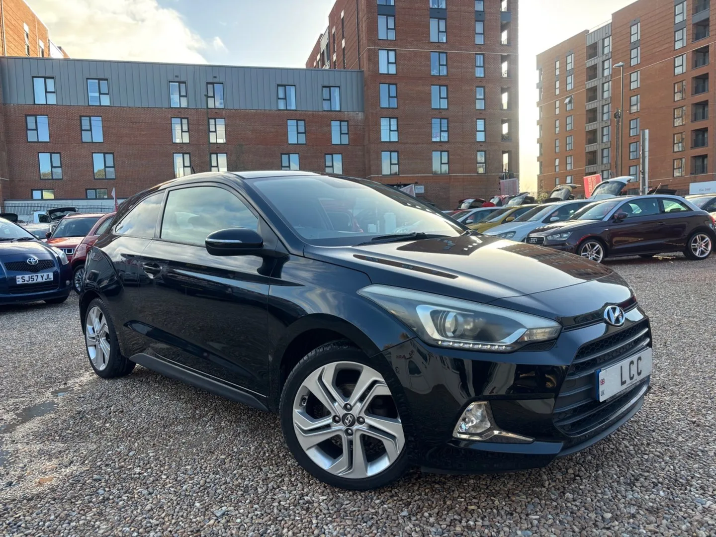 2016 Hyundai i20 MPI SPORT.. £35 ROAD TAX.. SERVICE HISTORY..BLUETOOTH..STUNNING EXAMPLE..