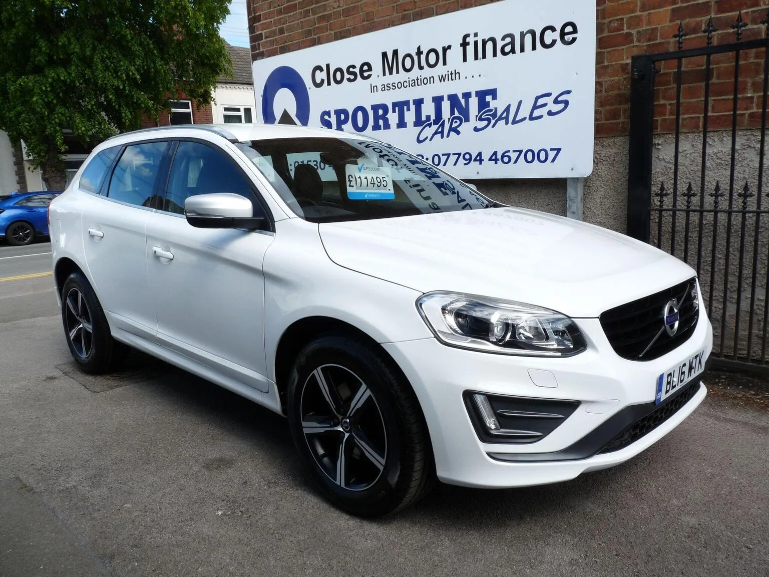 2016 Volvo Xc60 2.4 D4 R-Design Lux Nav Auto AWD Euro 6 (s/s) 5dr