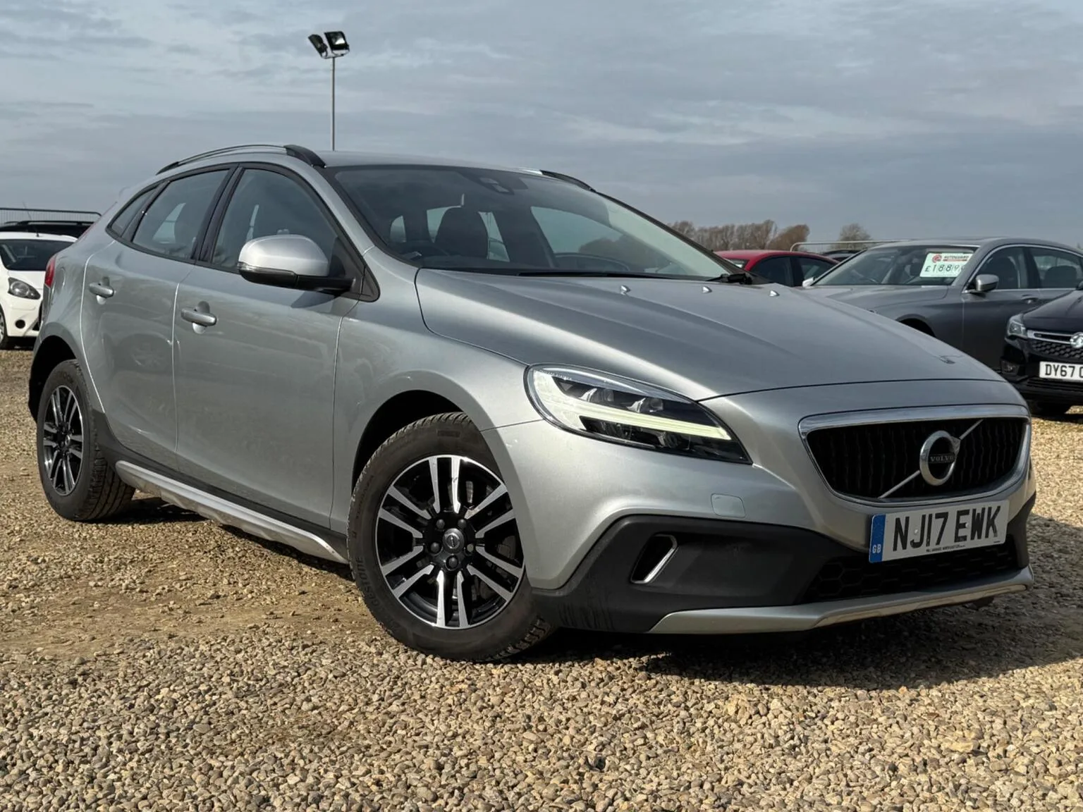 2017 Volvo V40 Cross Country 2.0 T3 Euro 6 (s/s) 5dr