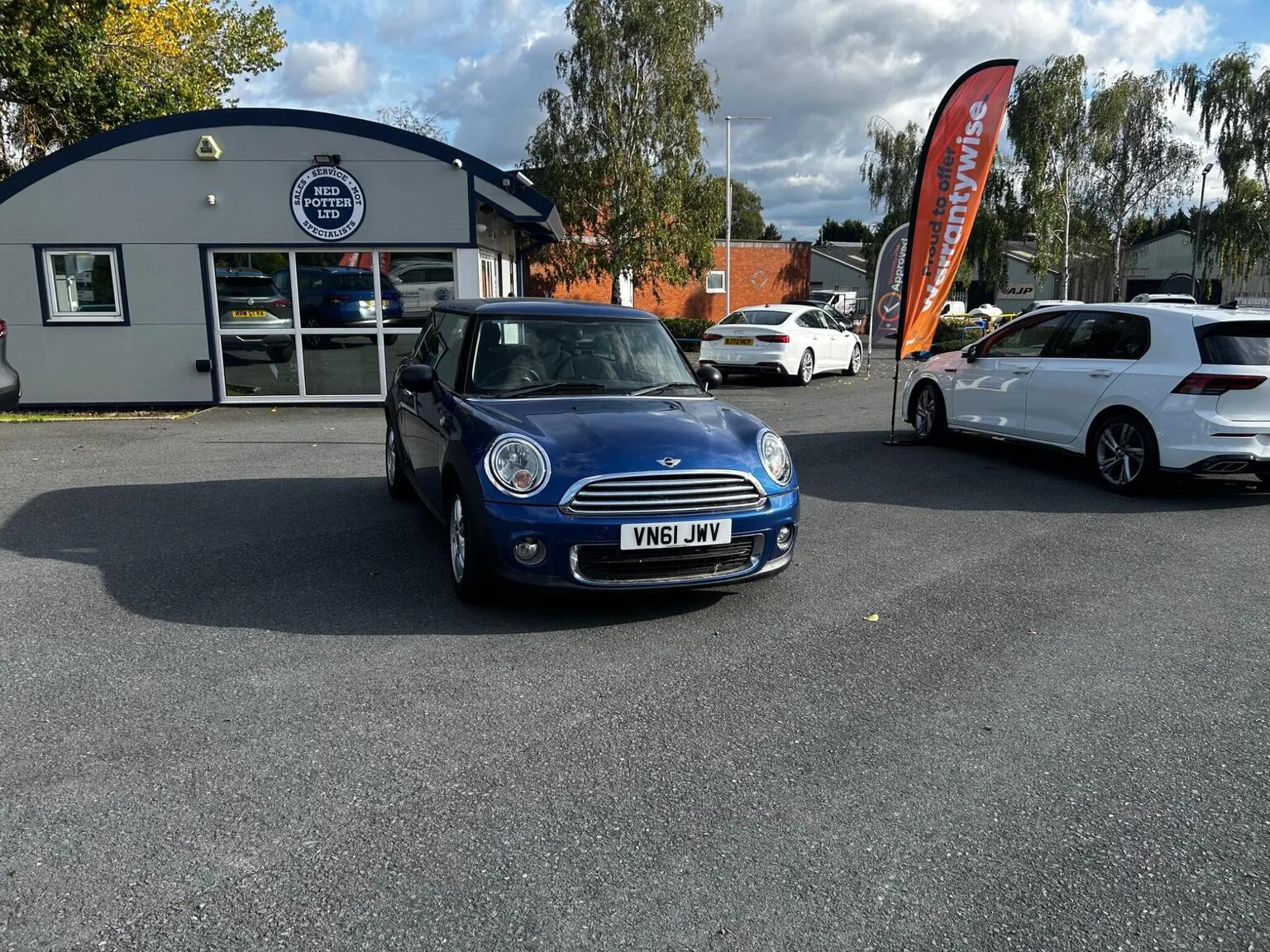 2011 MINI Hatch 1.6 One Euro 5 3dr