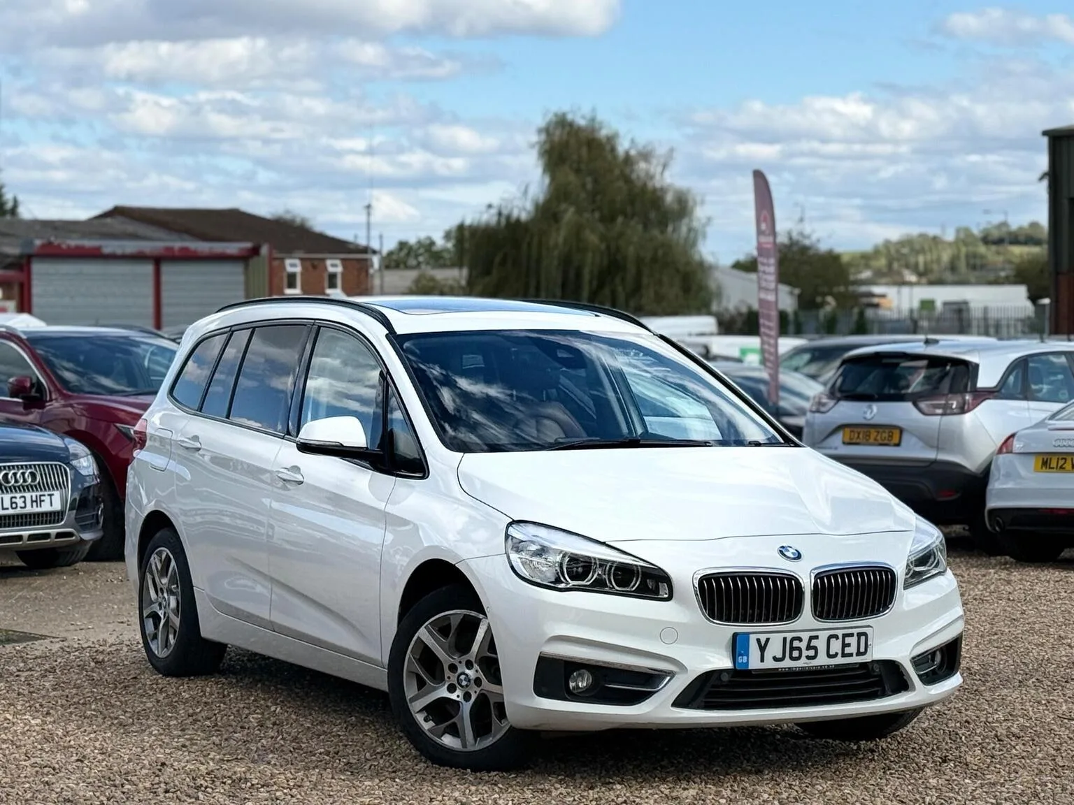 2015 BMW 2 Series Gran Tourer 1.5 218i Luxury Auto Euro 6 (s/s) 5dr