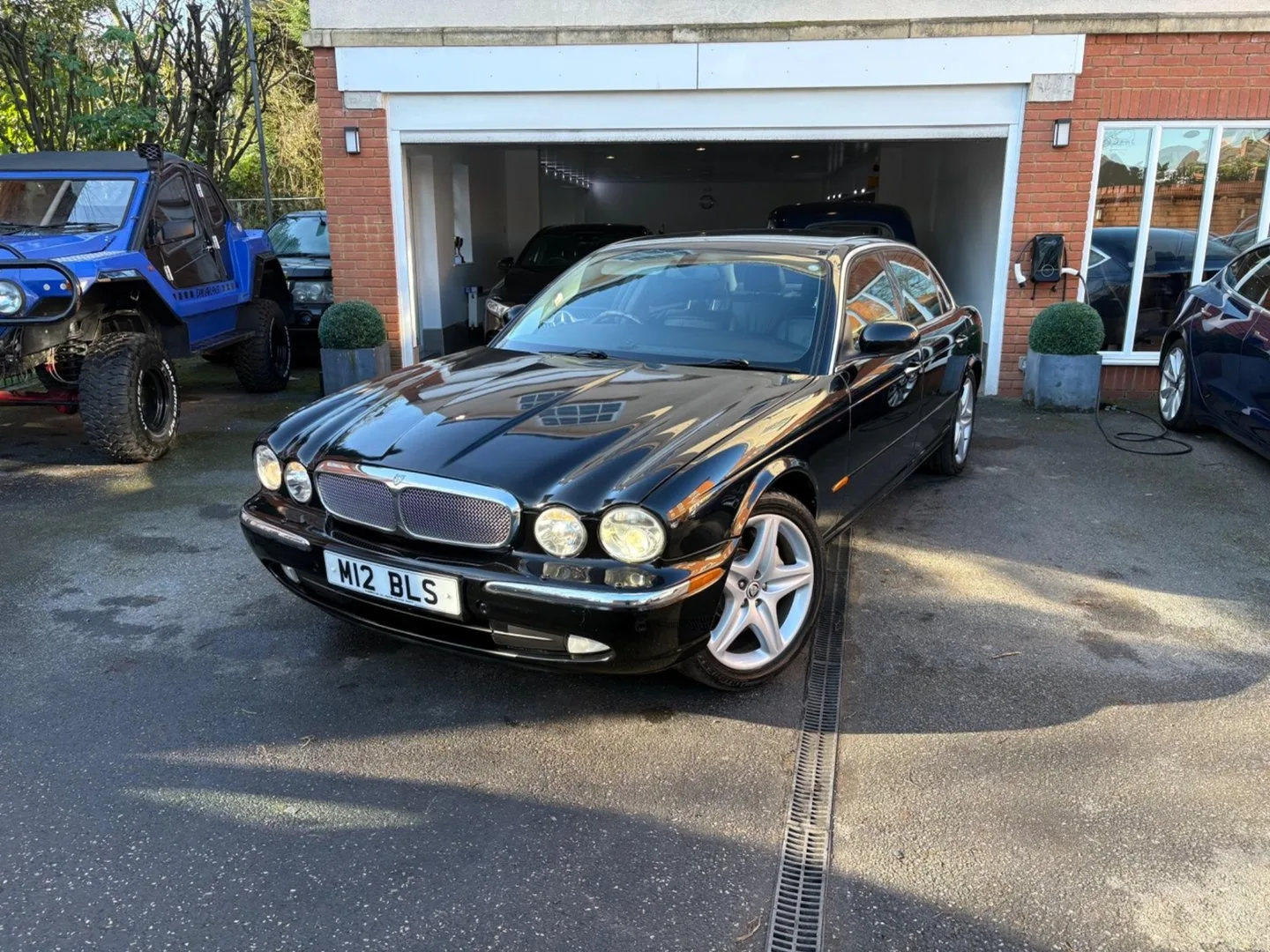 2004 Jaguar XJ 4.2 Super LWB Saloon 4dr
