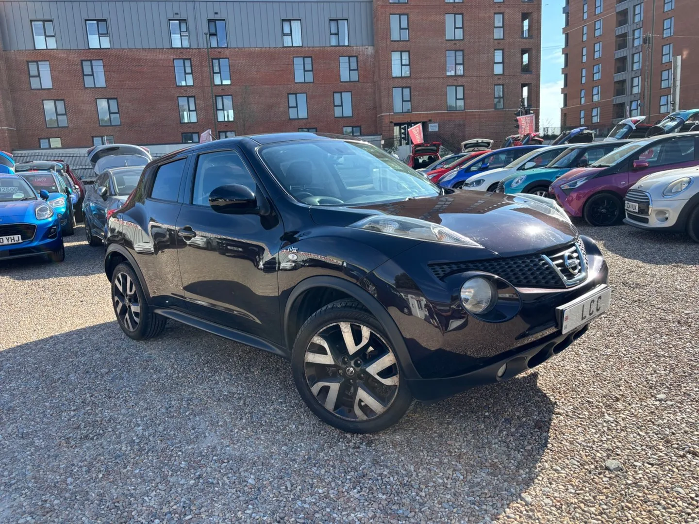 2013 Nissan Juke N-TEC.. 9 SERVICES.. STUNNING EXAMPLE.. A/C.. BLUETOOTH..