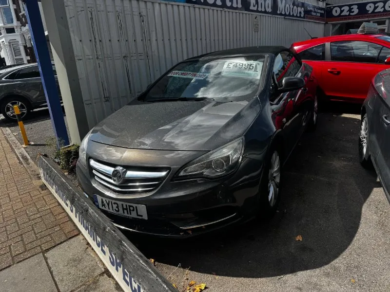 2013 Vauxhall Cascada 2.0 CDTi SE Convertible 2dr Diesel Manual Euro 5 (s/s) (165 ps)