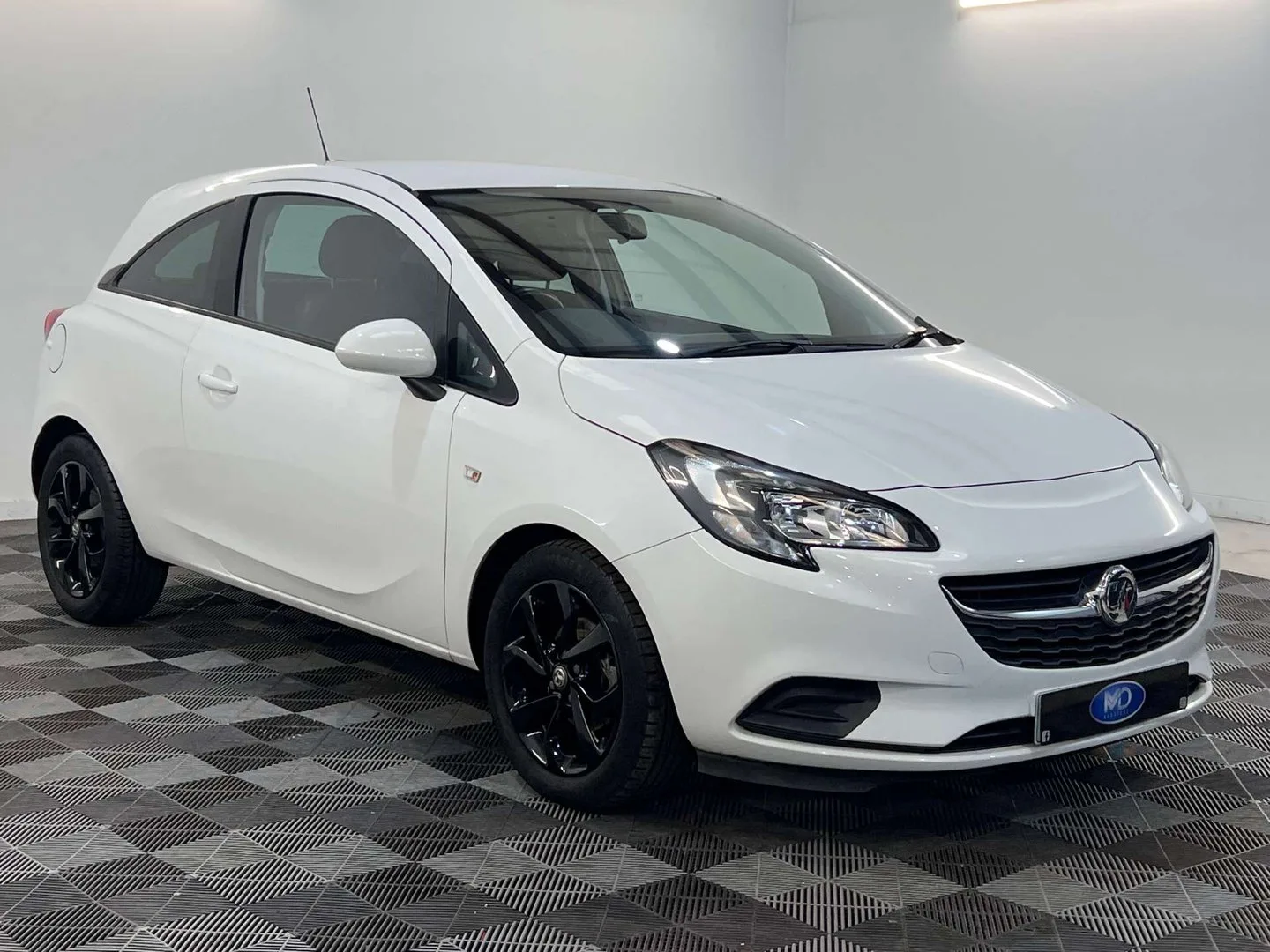 2018 Vauxhall Corsa 1.4 Corsa Sport 3dr 2 KEYS + S/HISTORY + NEW MOT + AA APPROVED