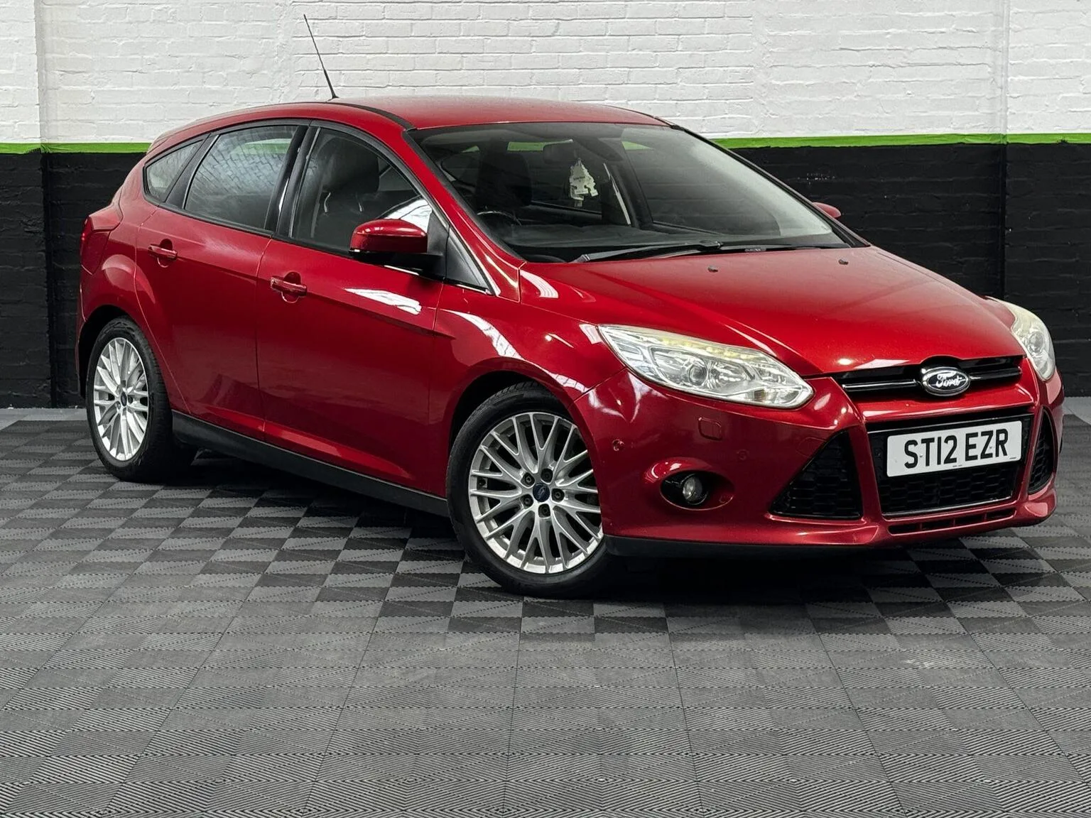 2012 Ford Focus 1.6 TDCi Titanium X Euro 5 (s/s) 5dr