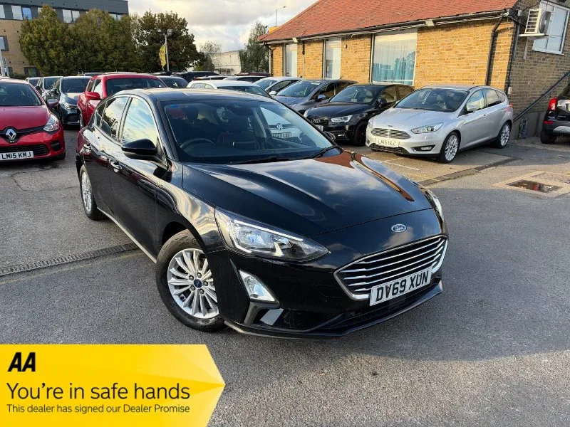 2019 Ford Focus 1.0T EcoBoost Titanium Hatchback 5dr Petrol Auto Euro 6 (s/s) (125 ps)