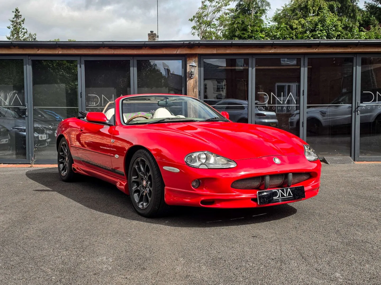 1998 Jaguar XK 4.0 XKR Auto 2dr