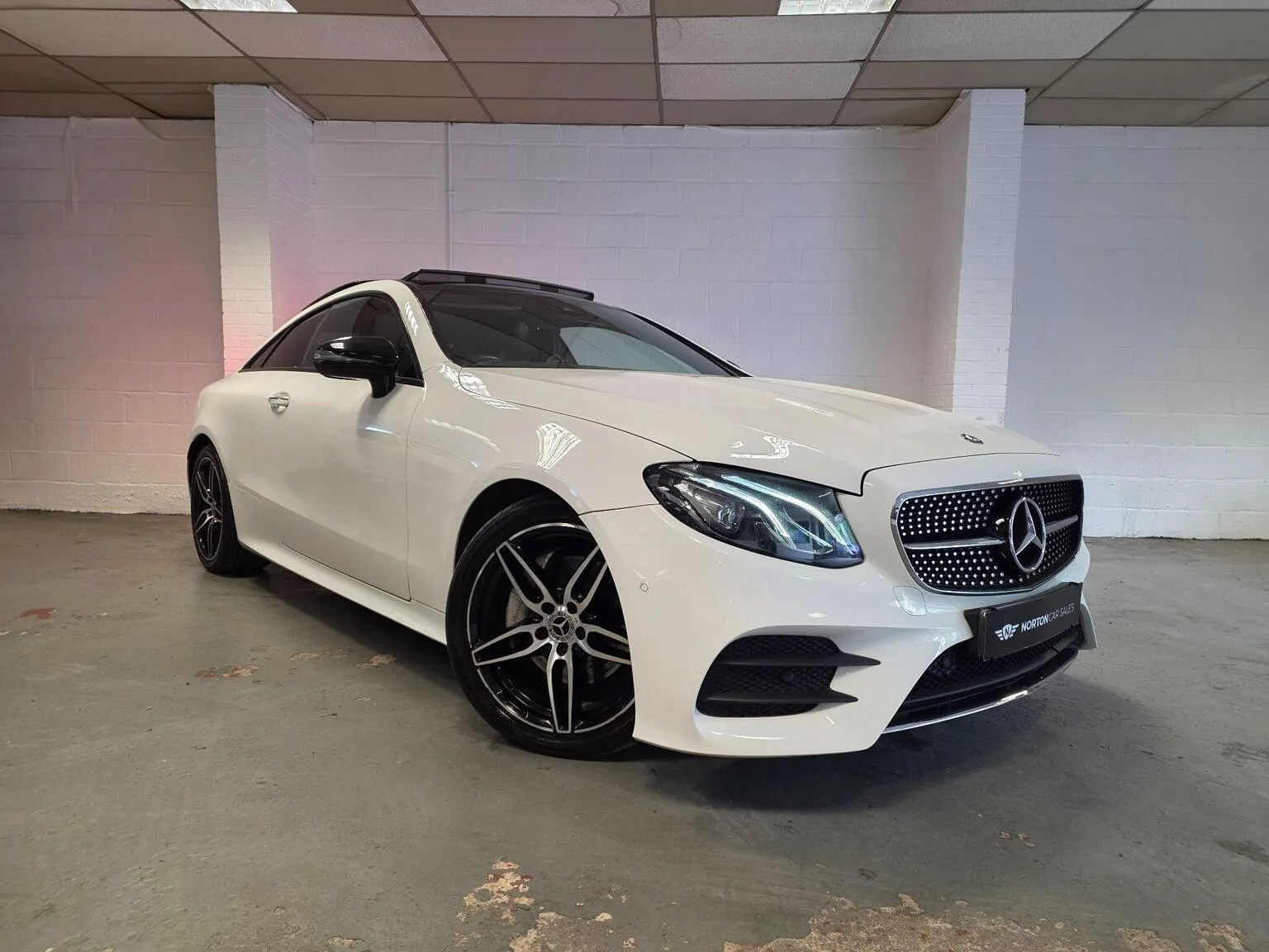 2017 Mercedes-Benz E Class 2.0 E220d AMG Line (Premium) G-Tronic+ Euro 6 (s/s) 2dr