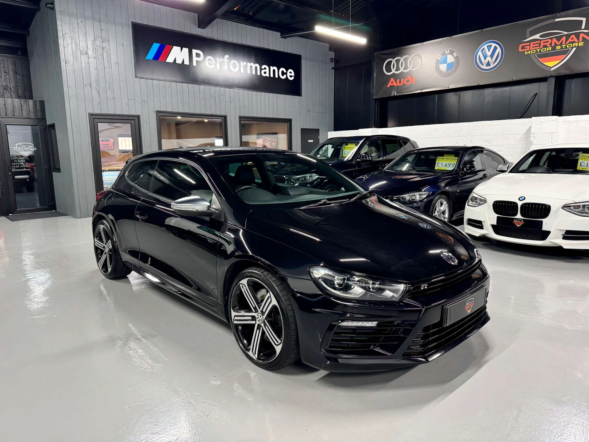 2016 Volkswagen Scirocco 2.0 TSI BlueMotion Tech R Hatchback 3dr Petrol DSG Euro 6 (s/s) (280 ps)