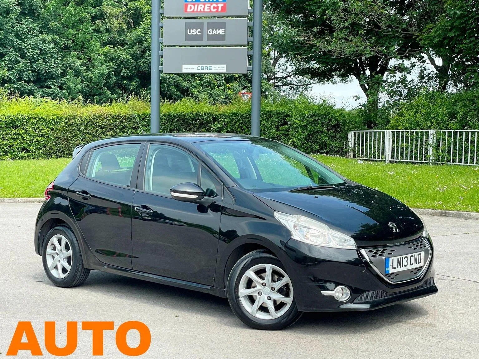 2013 Peugeot 208 1.4 e-HDi Allure EGC Euro 5 (s/s) 5dr