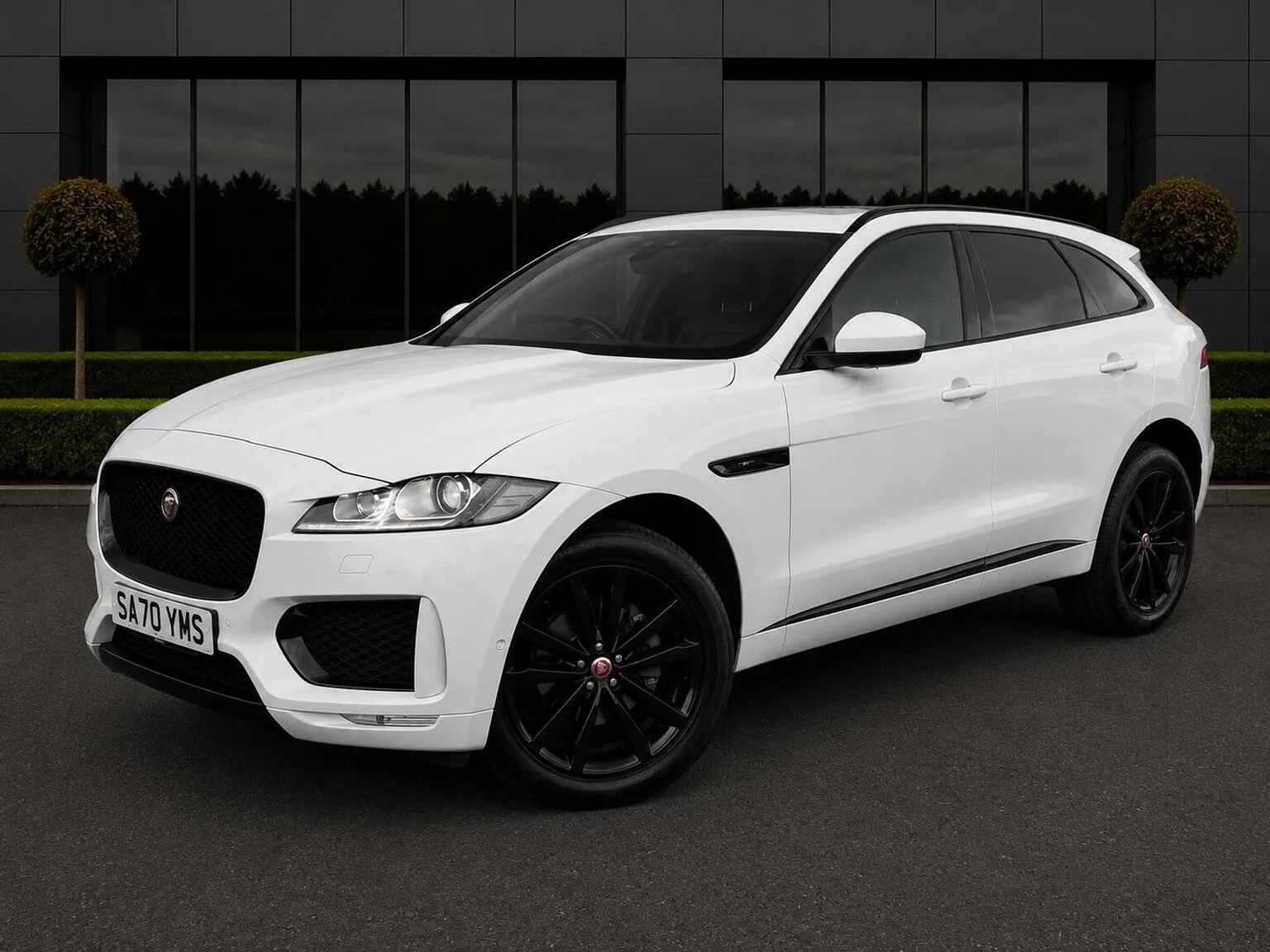 2020 Jaguar F-Pace 2.0 D180 Chequered Flag Auto AWD Euro 6 (s/s) 5dr