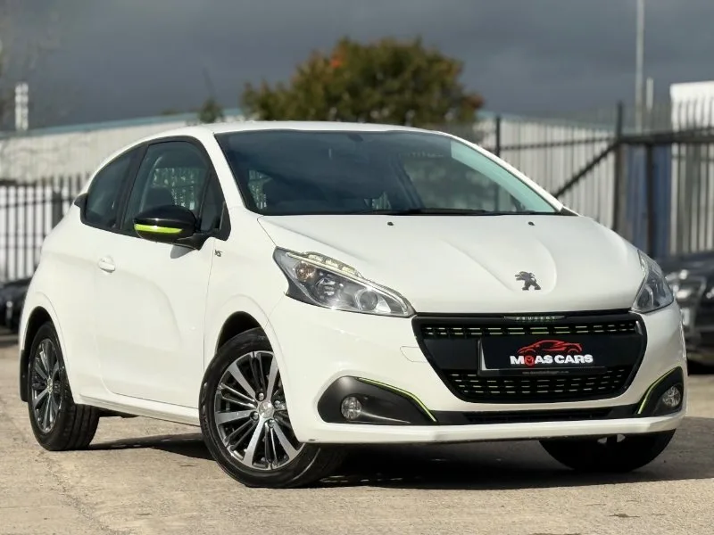 2016 Peugeot 208 1.2 PureTech XS Lime Hatchback 3dr Petrol Manual Euro 6 (82 ps)