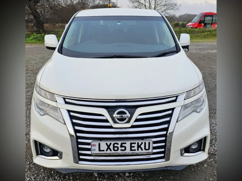 2015 Nissan Elgrand Highway Star S 8 SEATER AUTO