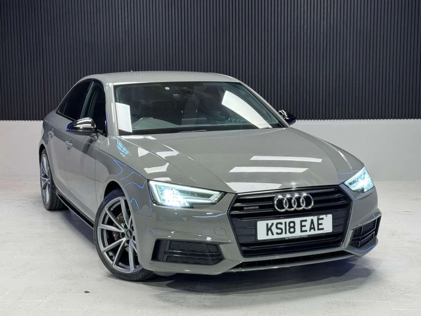 2018 Audi A4 2.0 A4 Black Edition TDI Quattro Semi-Auto 4WD 4dr