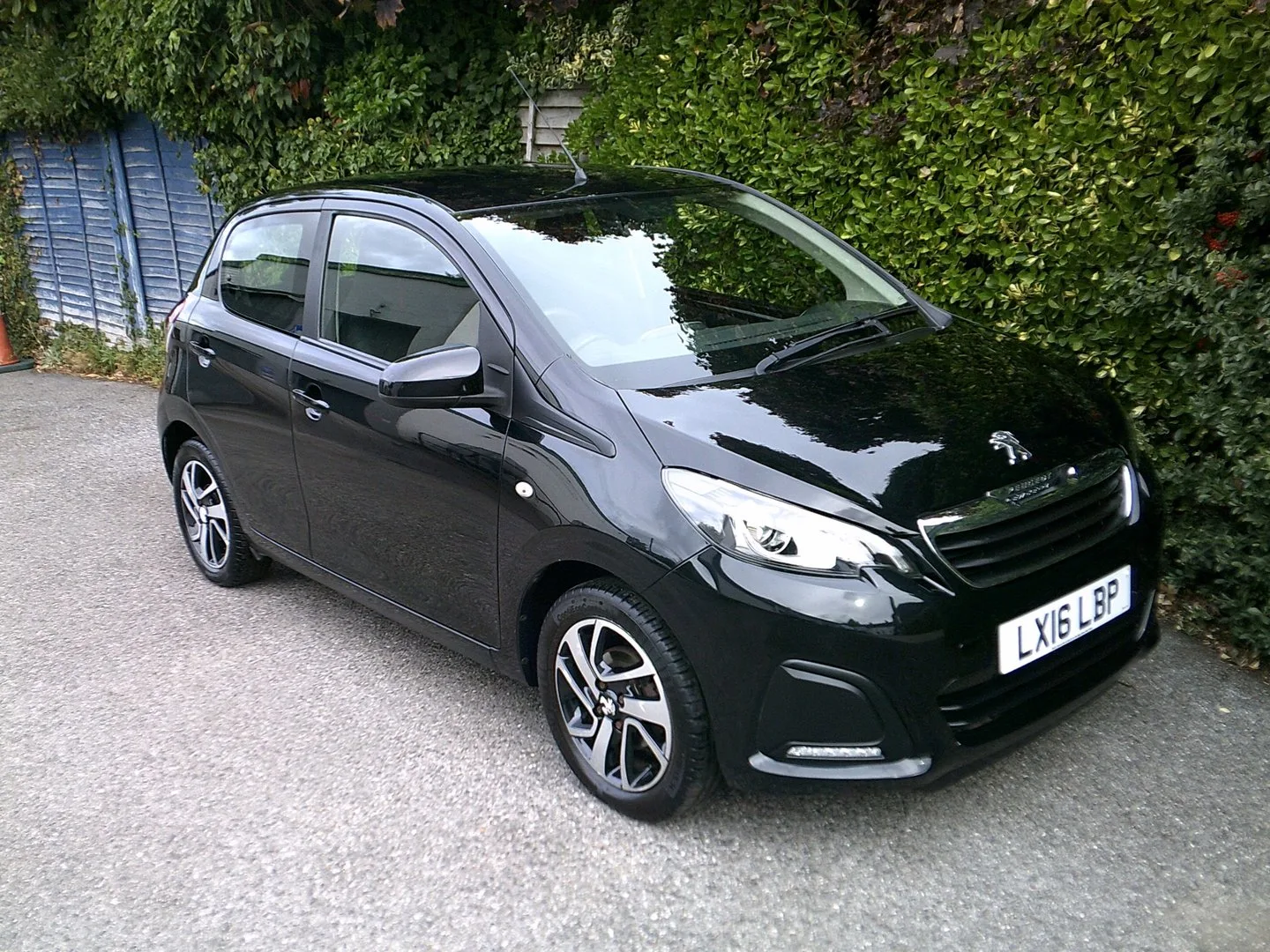 Peugeot 108 2016 (16) ACTIVE ONLY 21,000 MILES FROM NEW